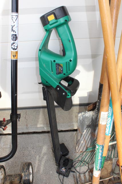 Ryobi Model 410R Garden/Yard Cultivator, Wheelbarrow and Yard Tool Lot