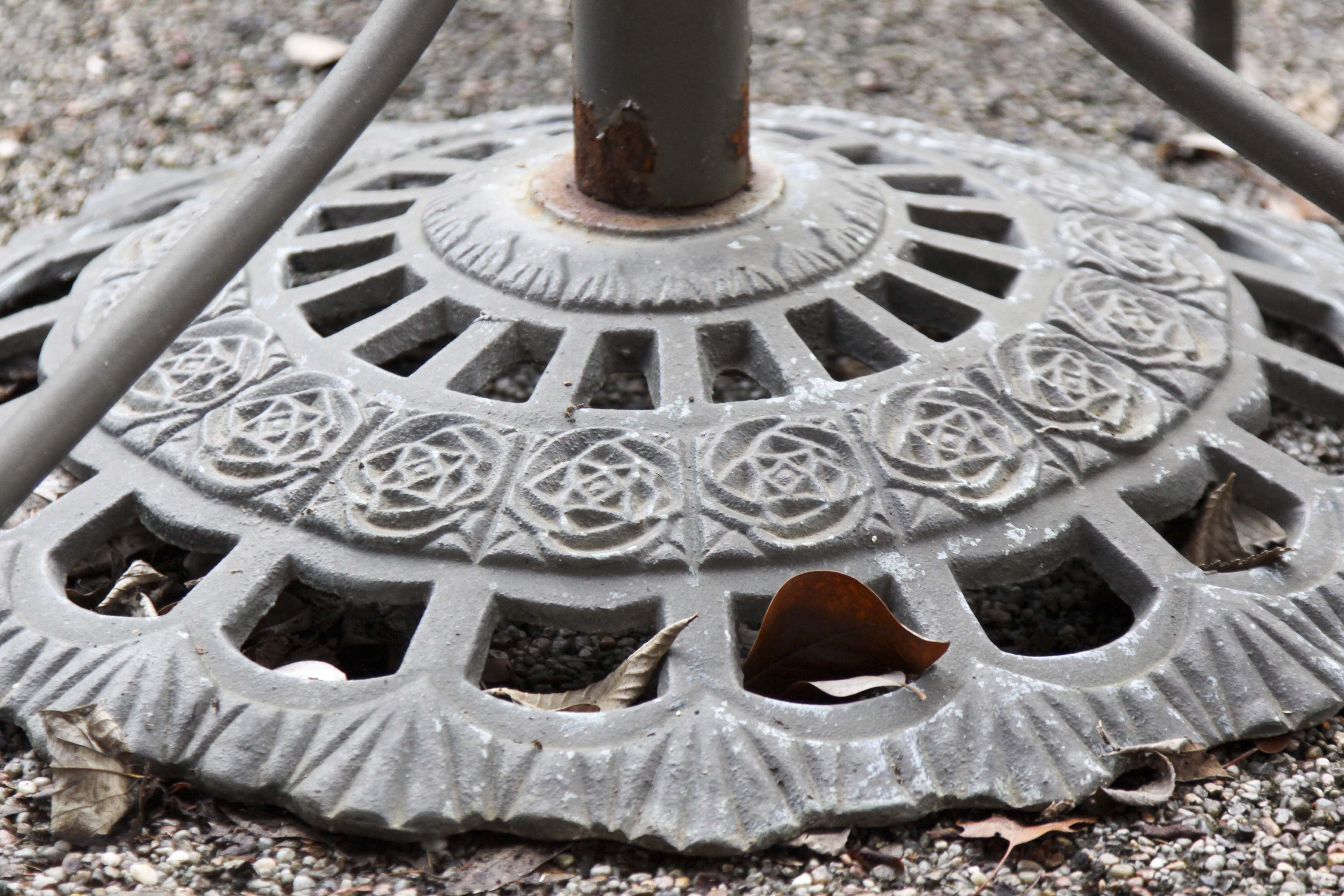 Metal Outdoor Patio Table and Chairs Set