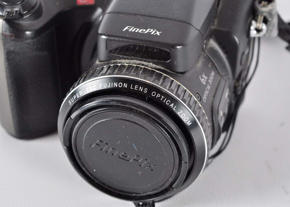 FujiFilm S602Z Digital Camera and HP Photo Printer