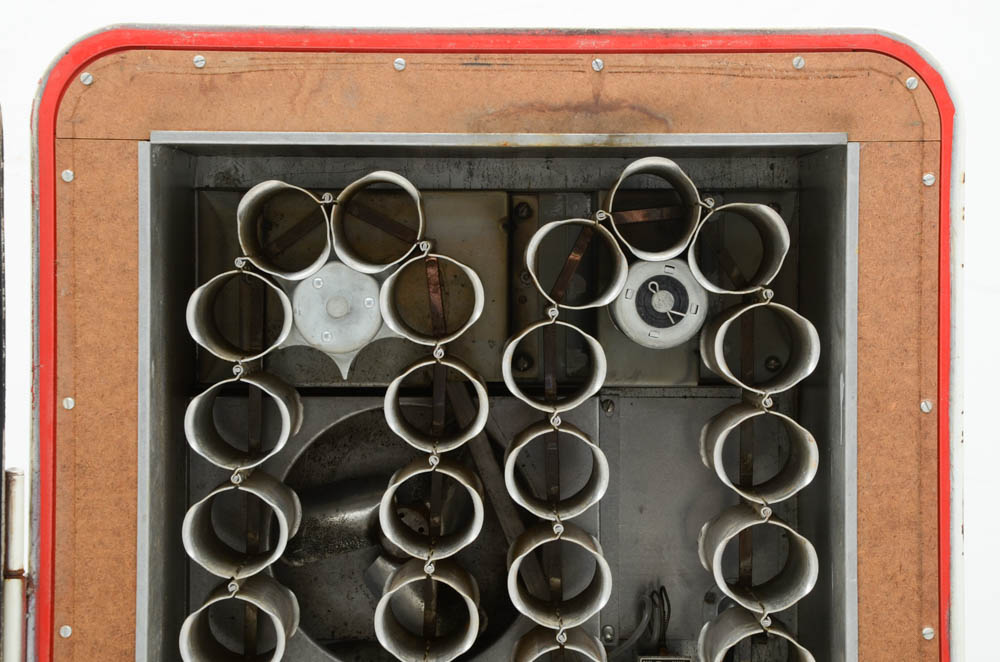 Vintage Cavalier C-51 Coca-Cola Machine