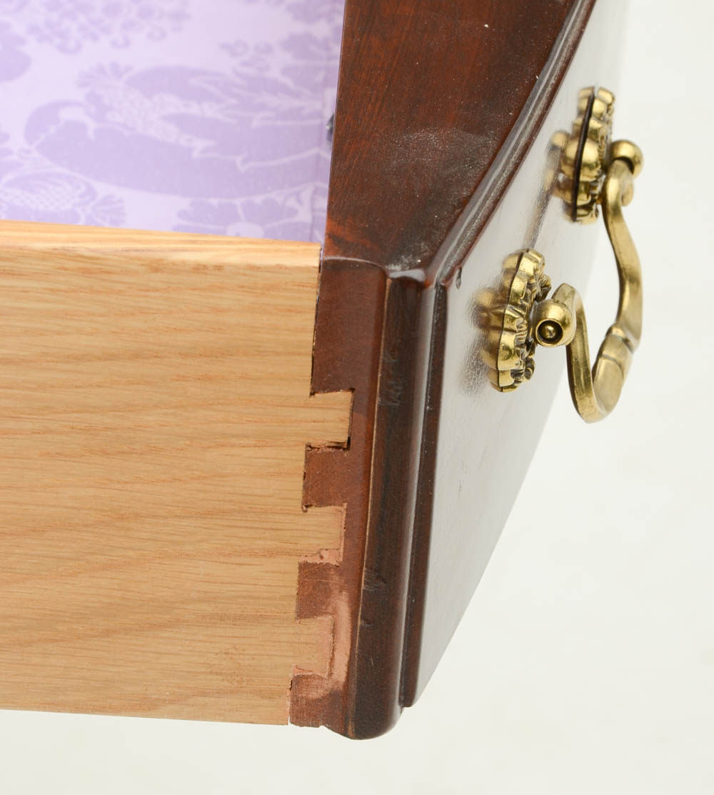 Mahogany Bachelors Chest of Drawers by Lexington Furniture