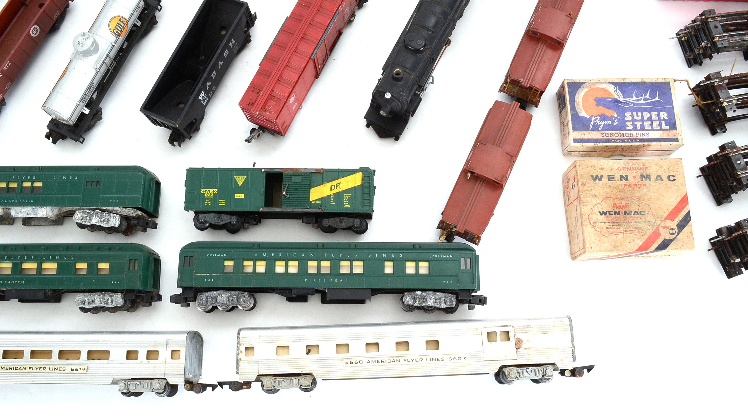 Collection of Vintage American Flyer Trains