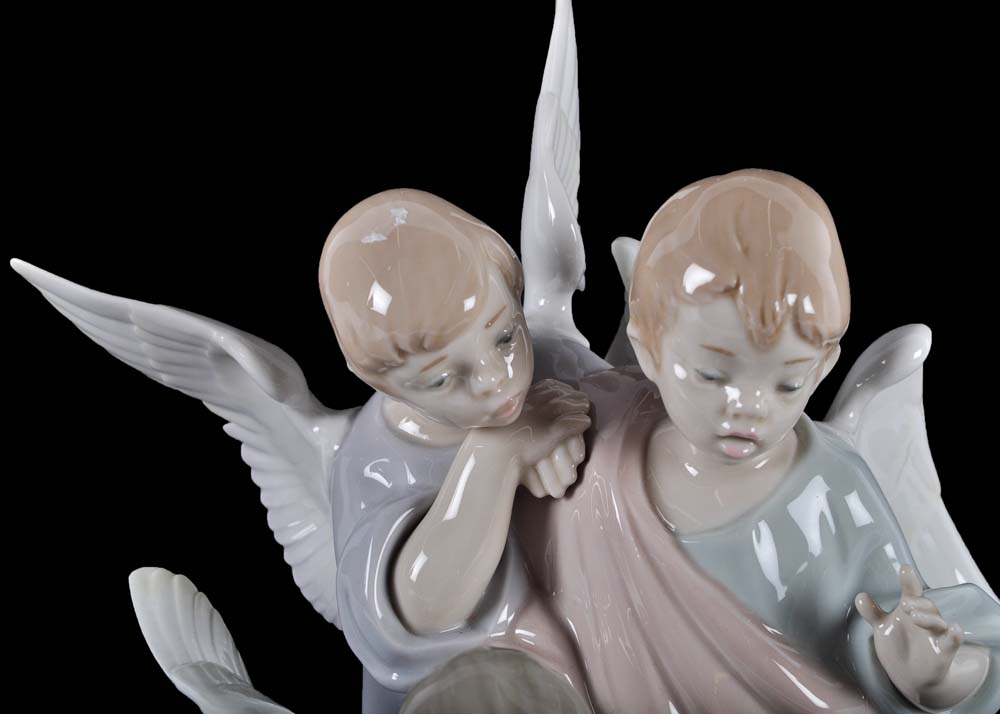 Lladro Singing Angels Figurine