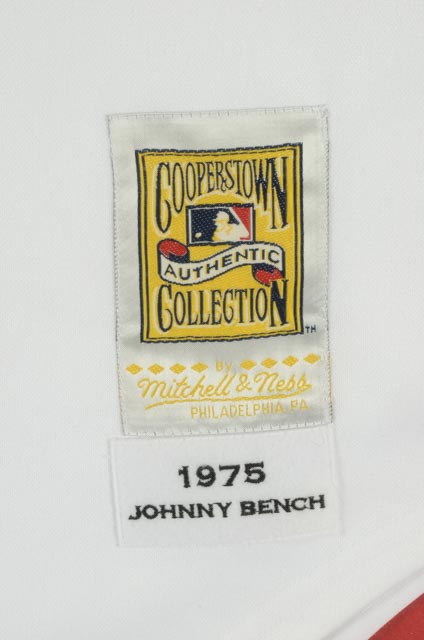 Johnny Bench Signed Cincinnati Reds Baseball Jersey