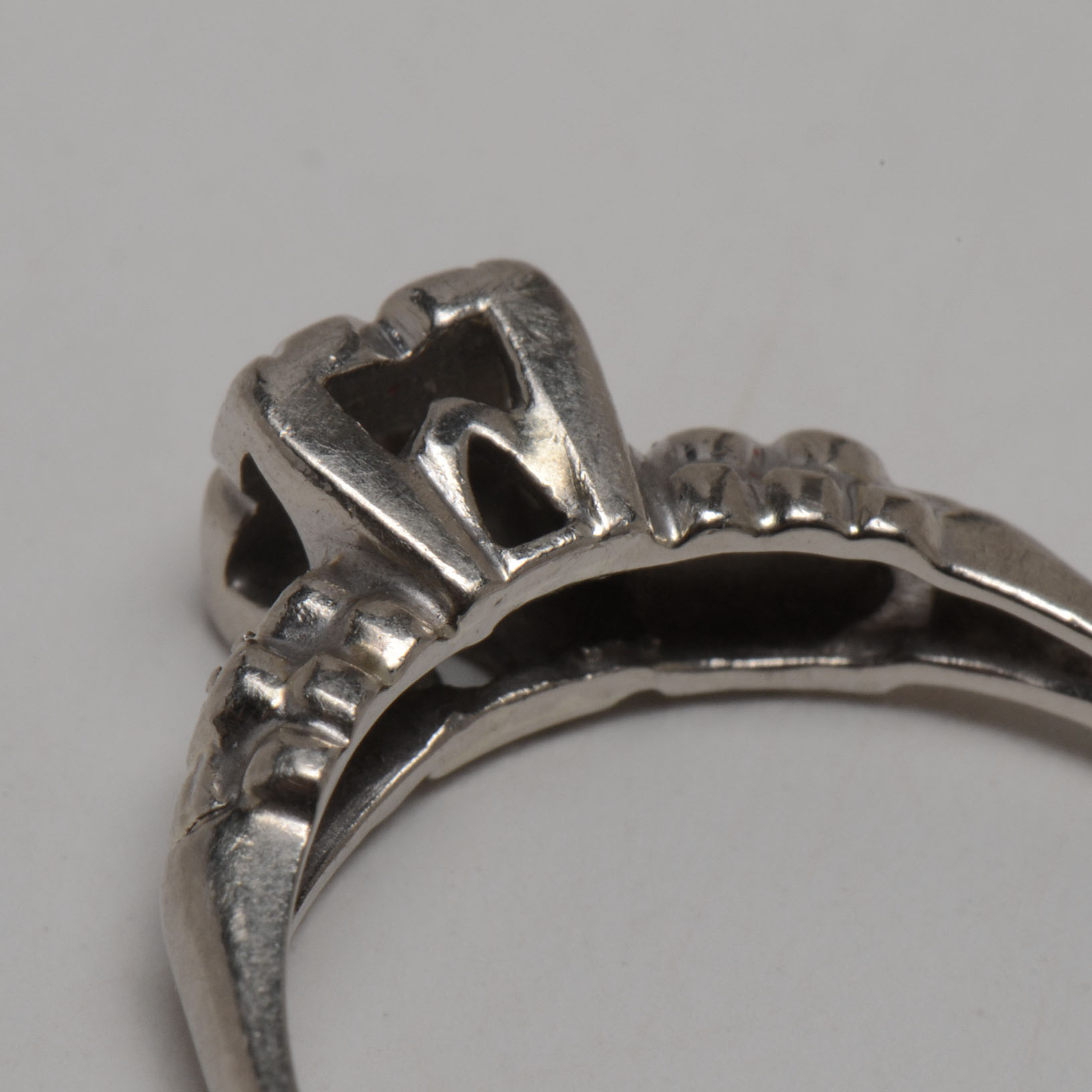 Vintage 14K White Gold Diamond Ring
