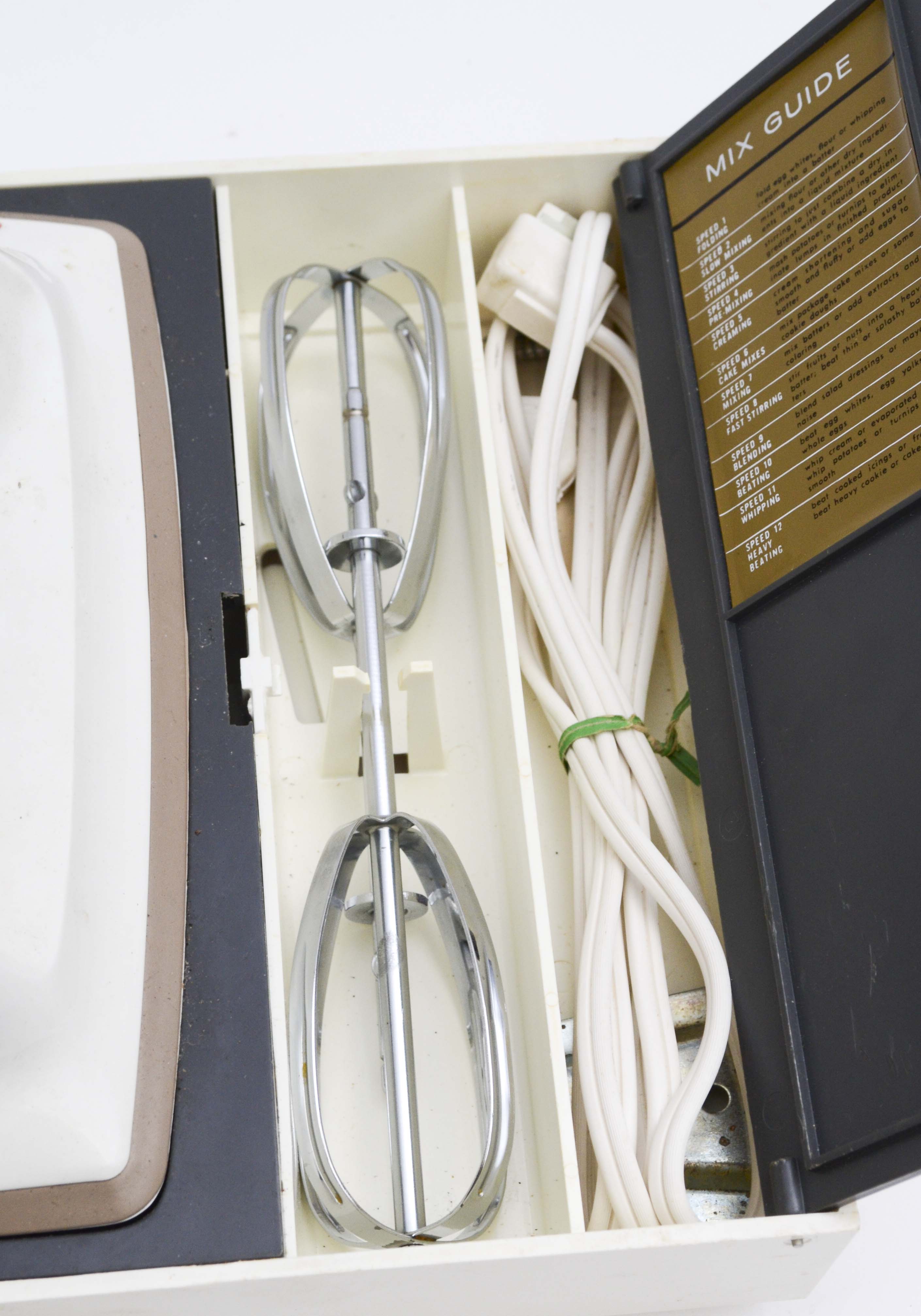 Vintage Hamilton Beach Hand Mixer