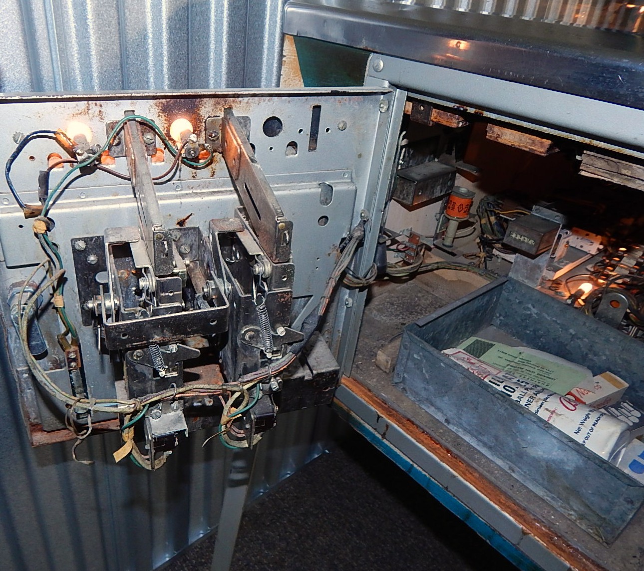 Vintage "Blue Max" Pinball Machine