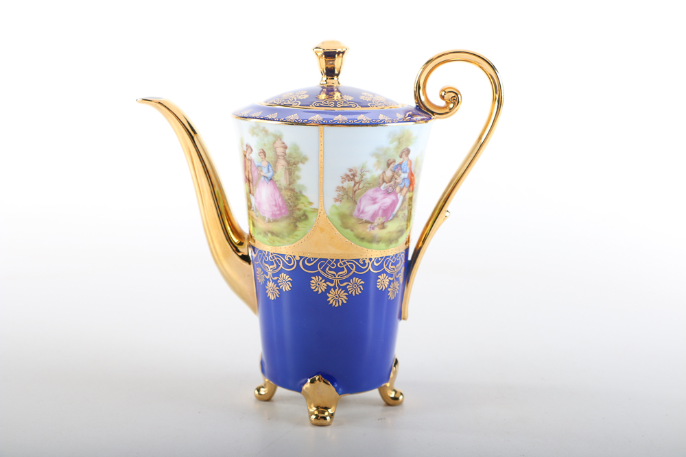 1921 DW Karlsbader Wertarbeit Porcelain Demitasse Set