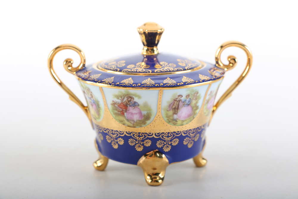 1921 DW Karlsbader Wertarbeit Porcelain Demitasse Set