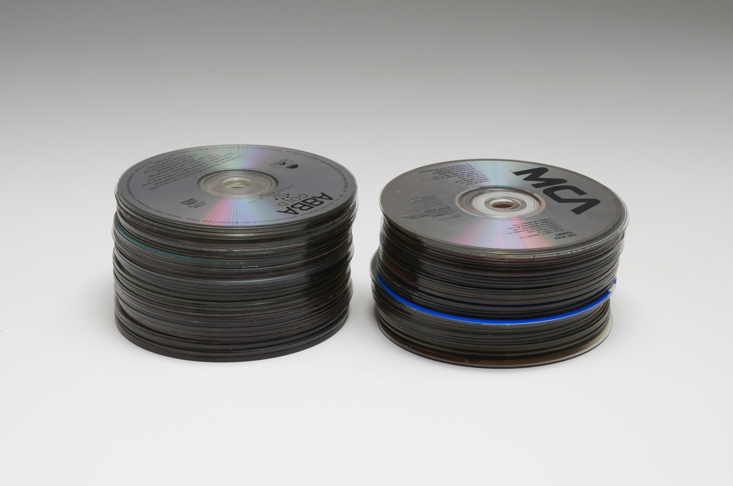 Sony Mega Storage CD Player With Over 75 Rock CDs