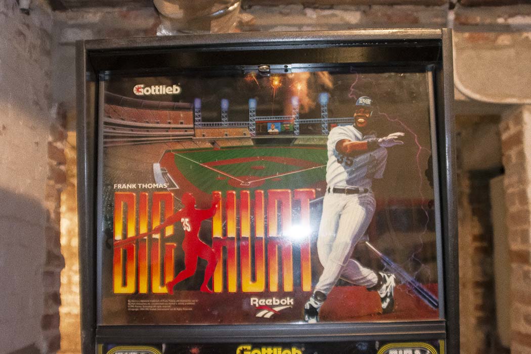 1995 "Frank Thomas' Big Hurt" Pinball Machine