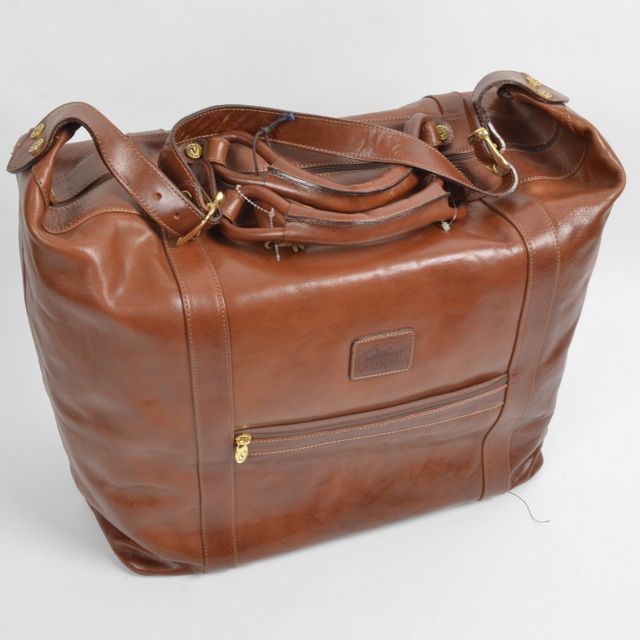 Valentina In Pell Leather Luggage Bag