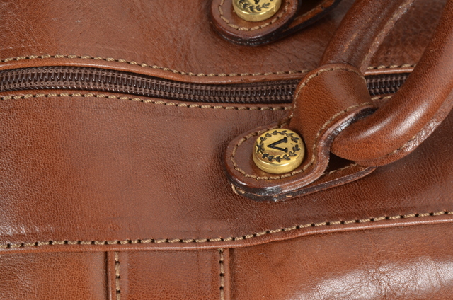 Valentina In Pell Leather Luggage Bag