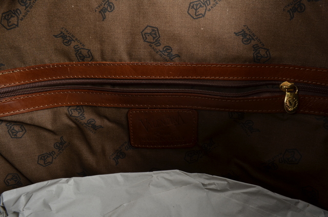 Valentina In Pell Leather Luggage Bag