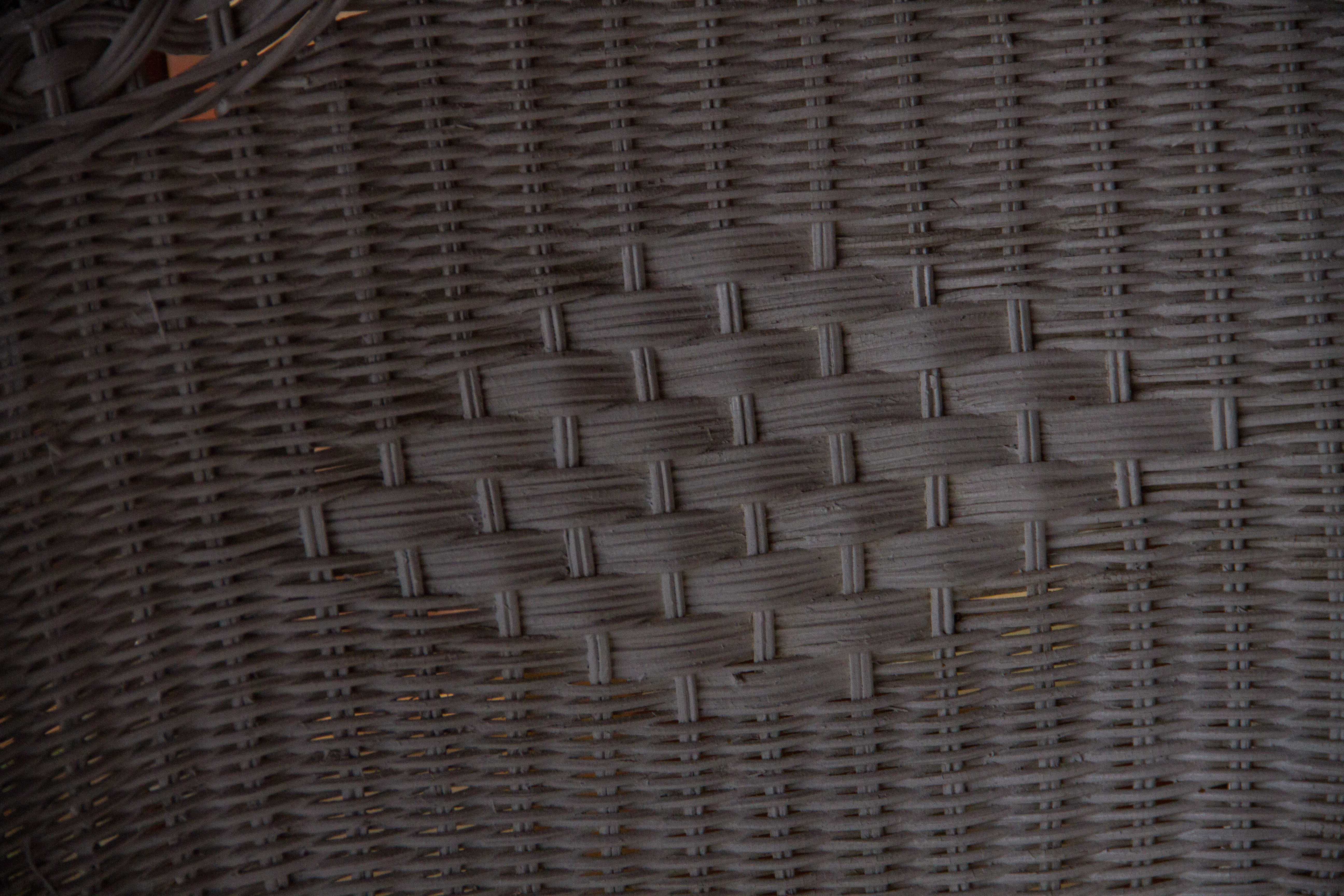 White Wicker Patio Furniture Set