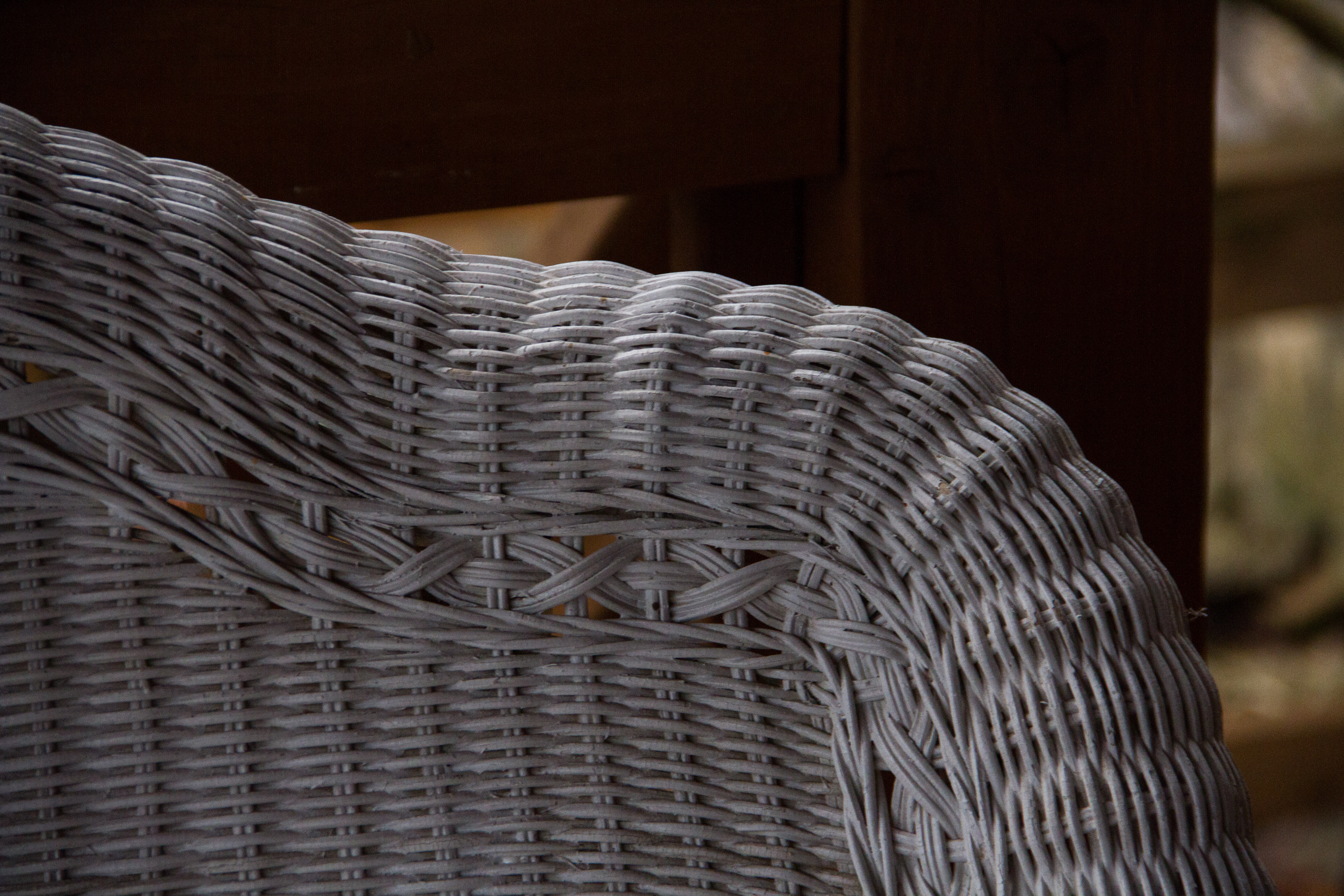 White Wicker Patio Furniture Set