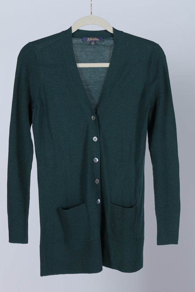 Women's Sweaters and Cashmere Dress Size Medium