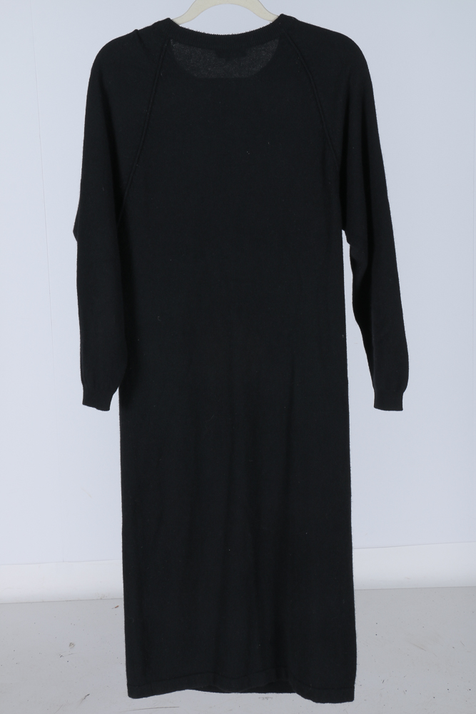 Women's Sweaters and Cashmere Dress Size Medium