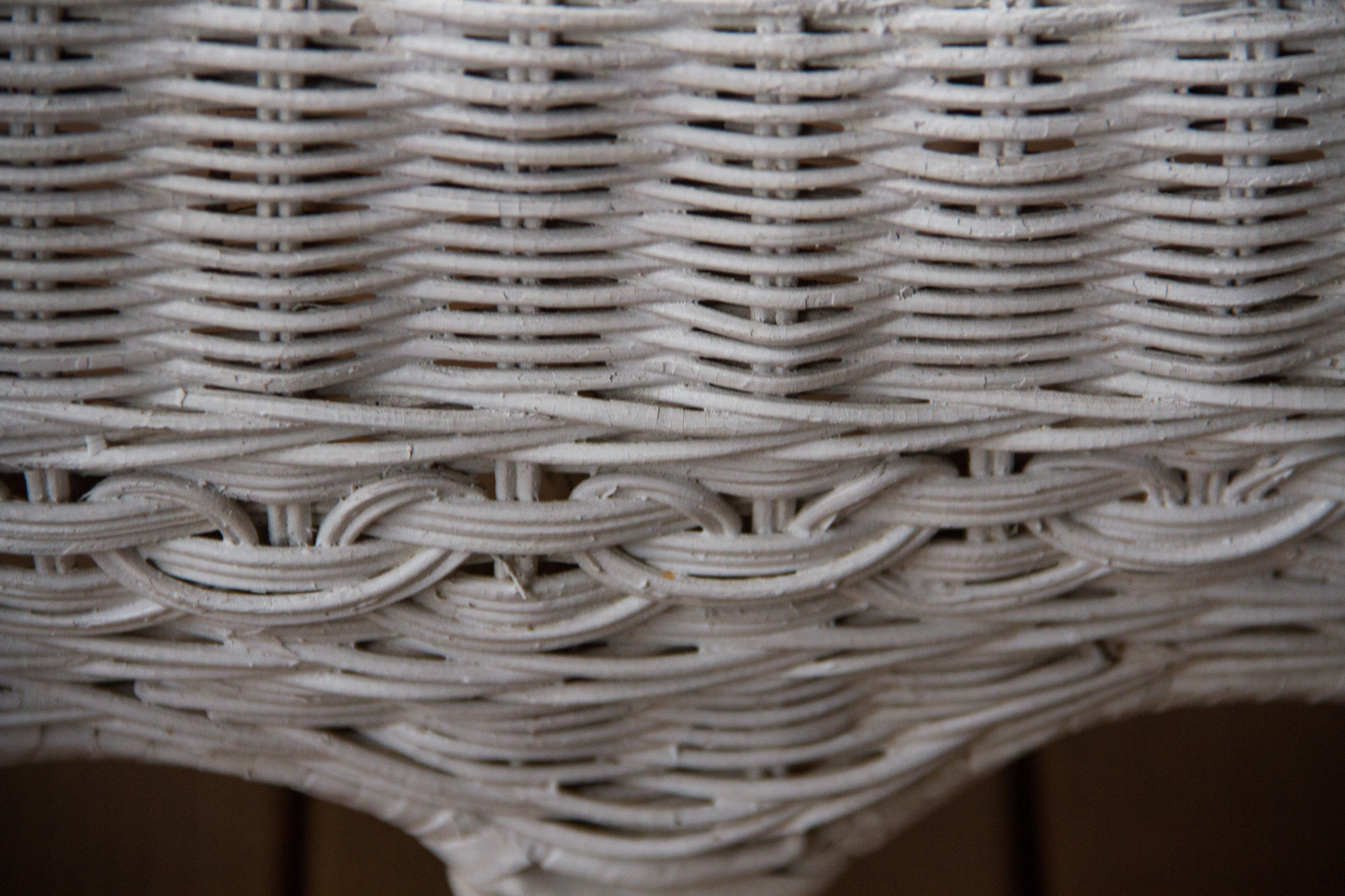 White Wicker Patio Furniture Set