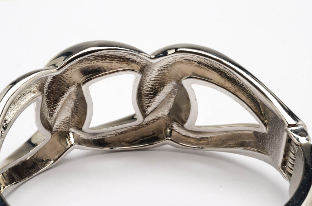 Chain Link Style Hinged Bracelet