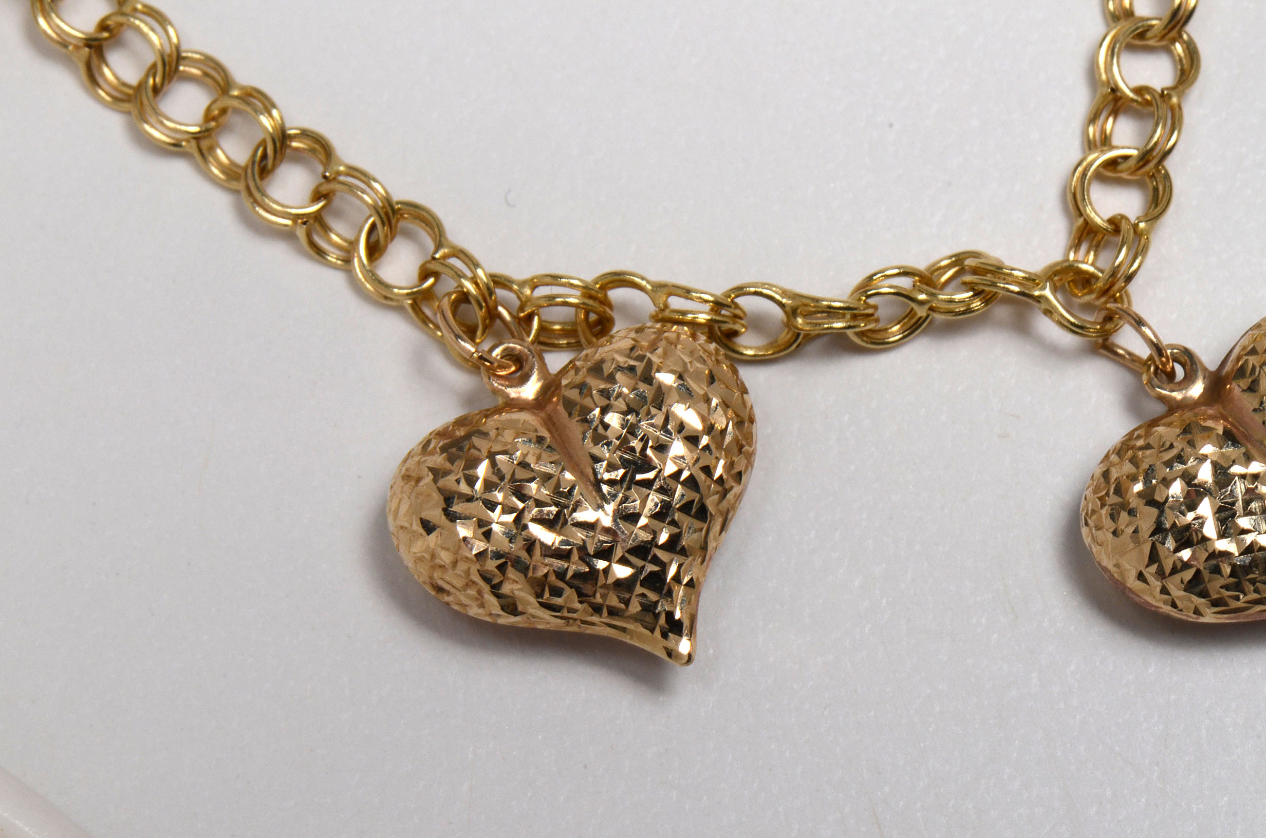 14K Yellow Gold Tri-Tone Heart Shape Charm Link Bracelet