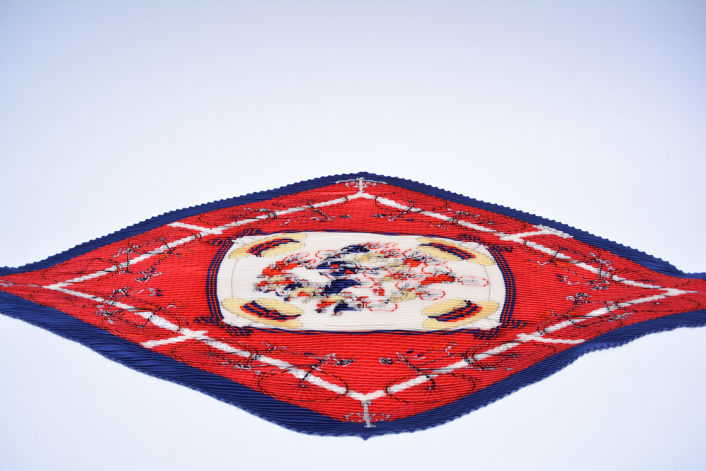 Vintage Hermès "Les Becanes" Pleated Silk Scarf