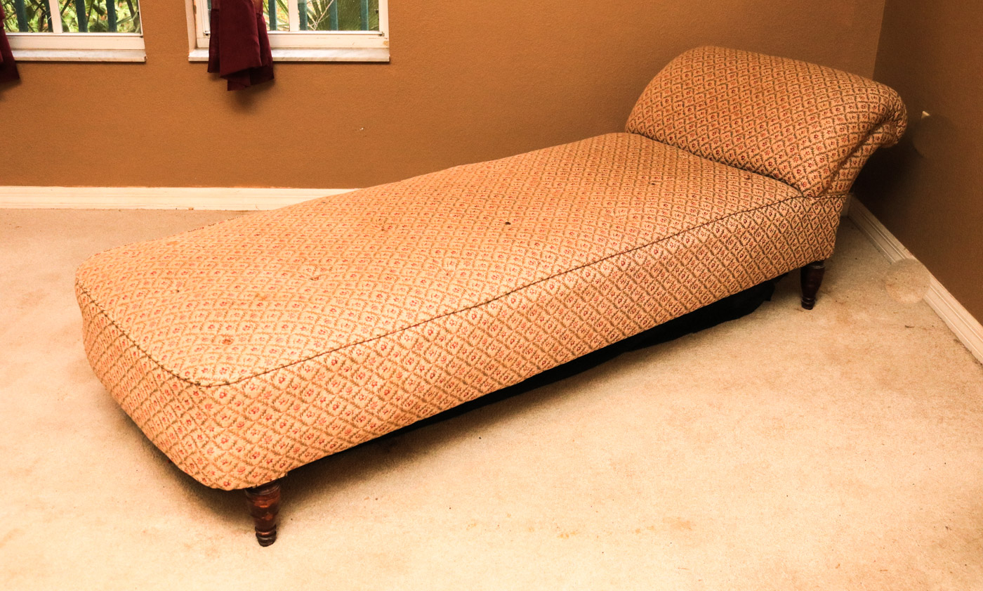 Vintage Fainting Couch