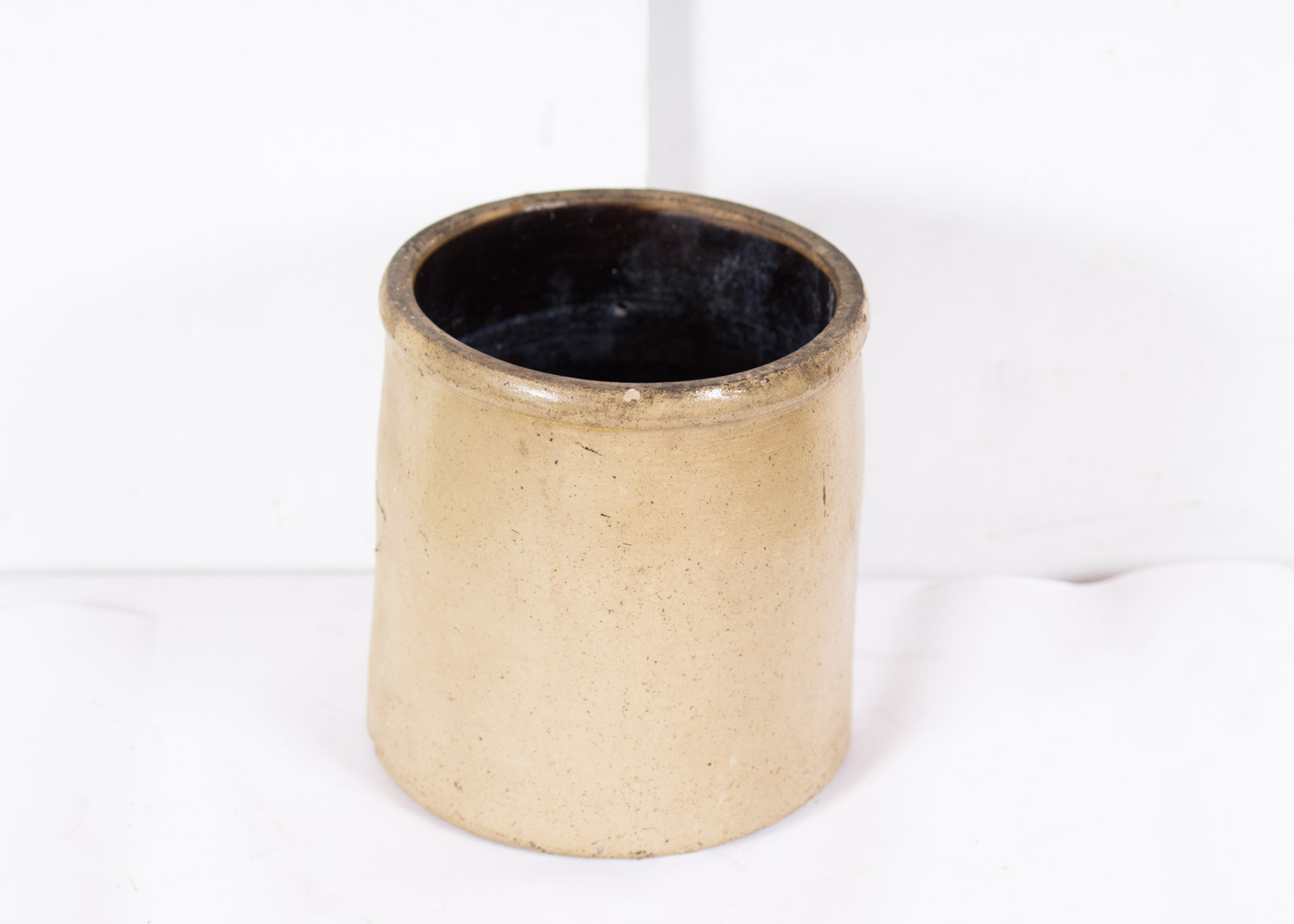 Antique to Vintage Crocks