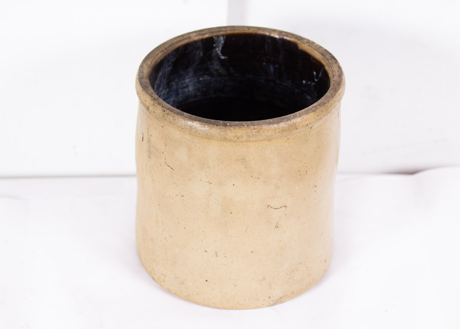 Antique to Vintage Crocks