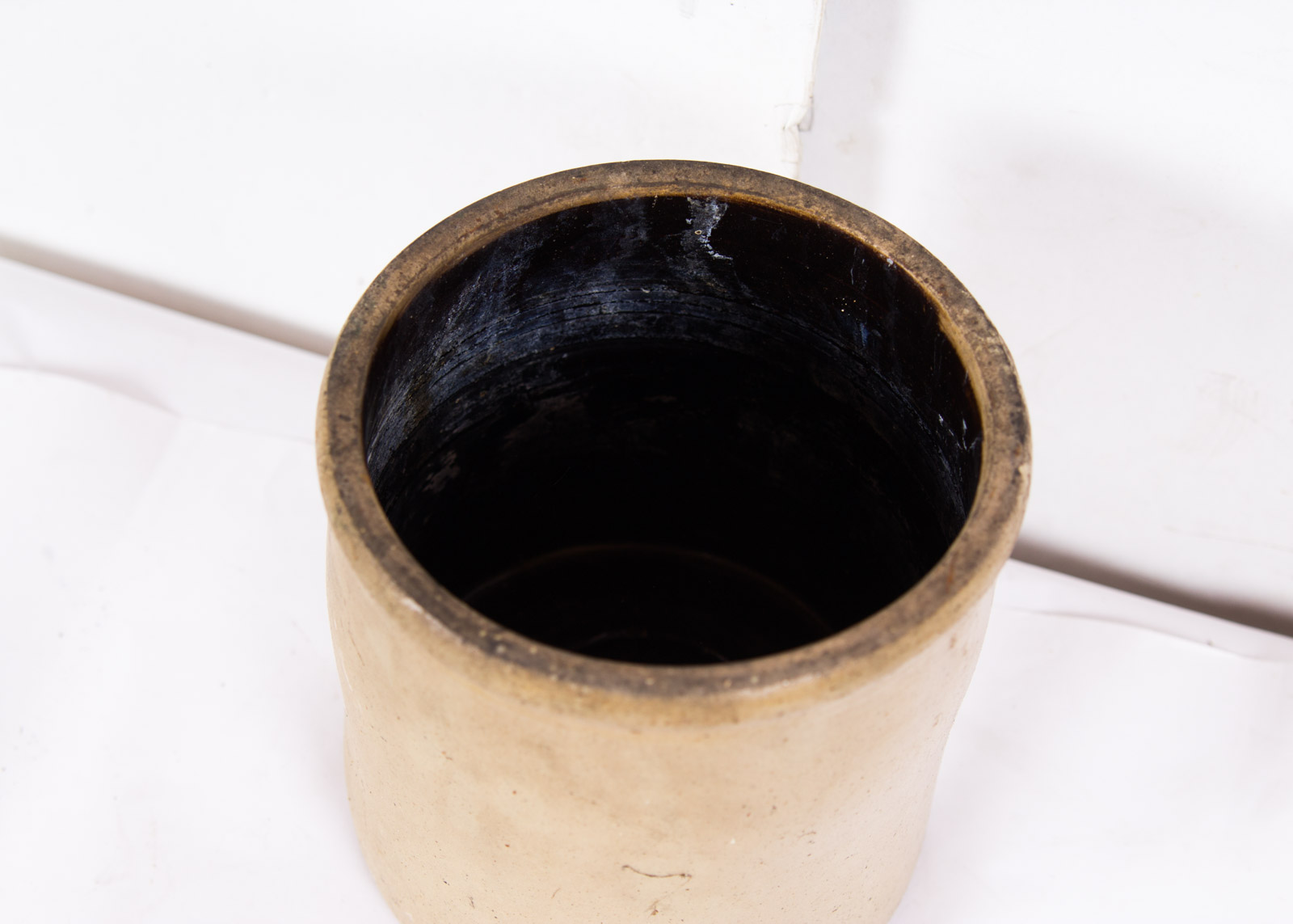 Antique to Vintage Crocks