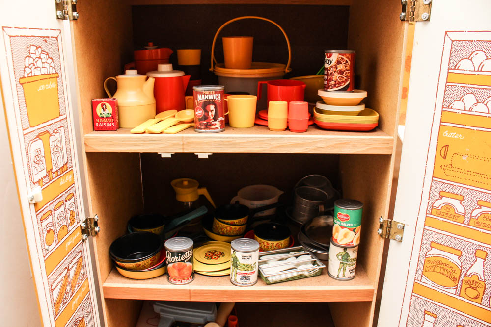Children's Vintage Kitchen Set