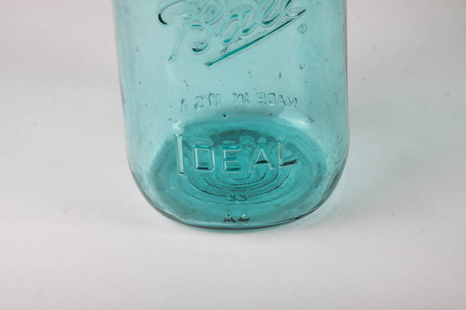 Assortment of Glass Décor Pieces