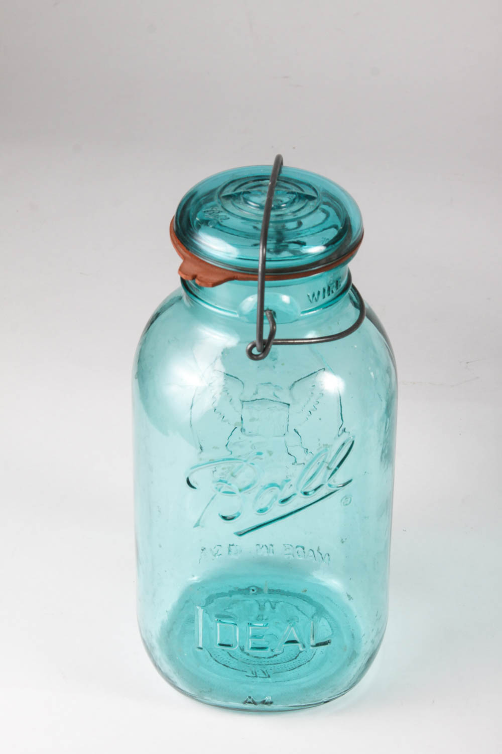 Assortment of Glass Décor Pieces