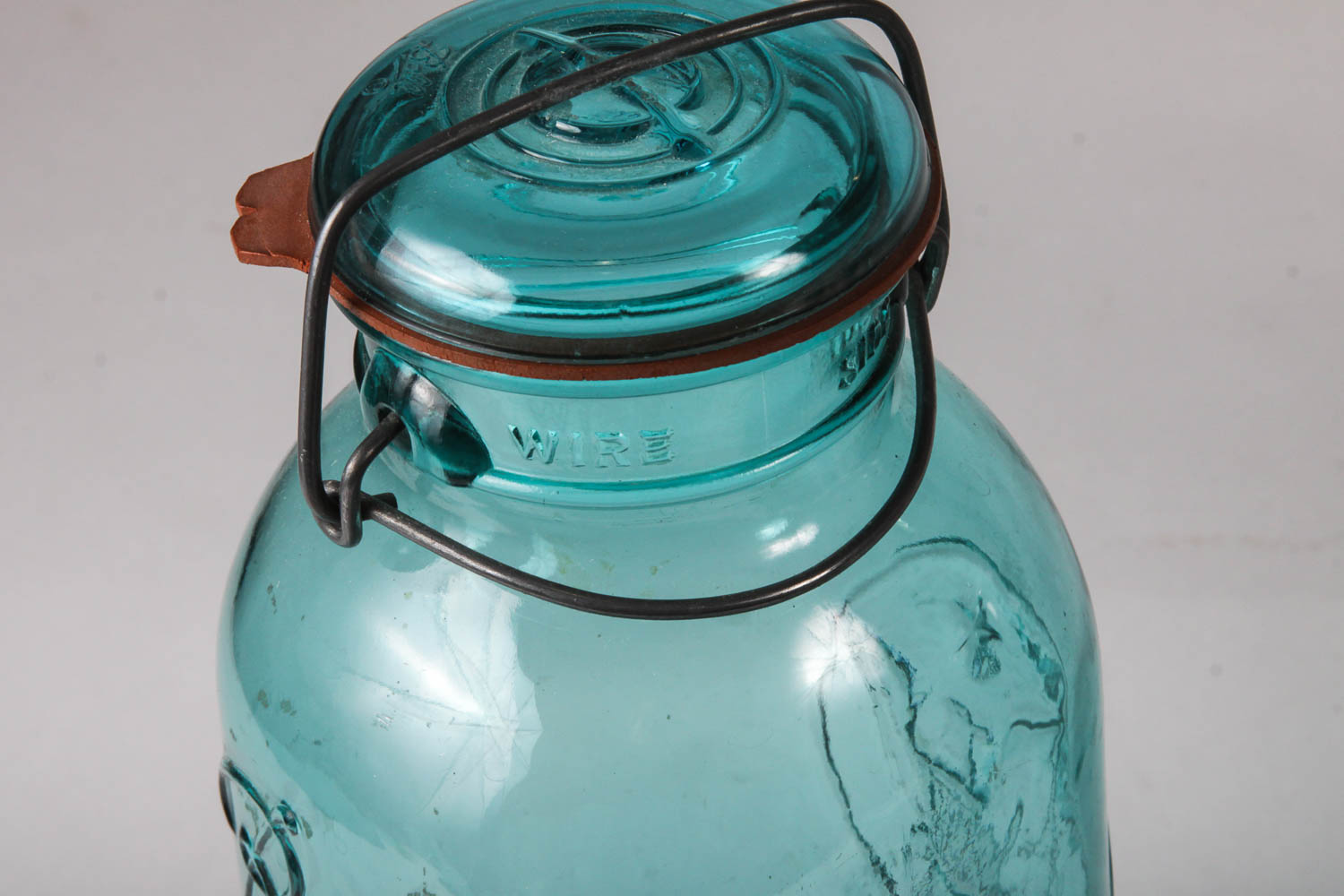 Assortment of Glass Décor Pieces