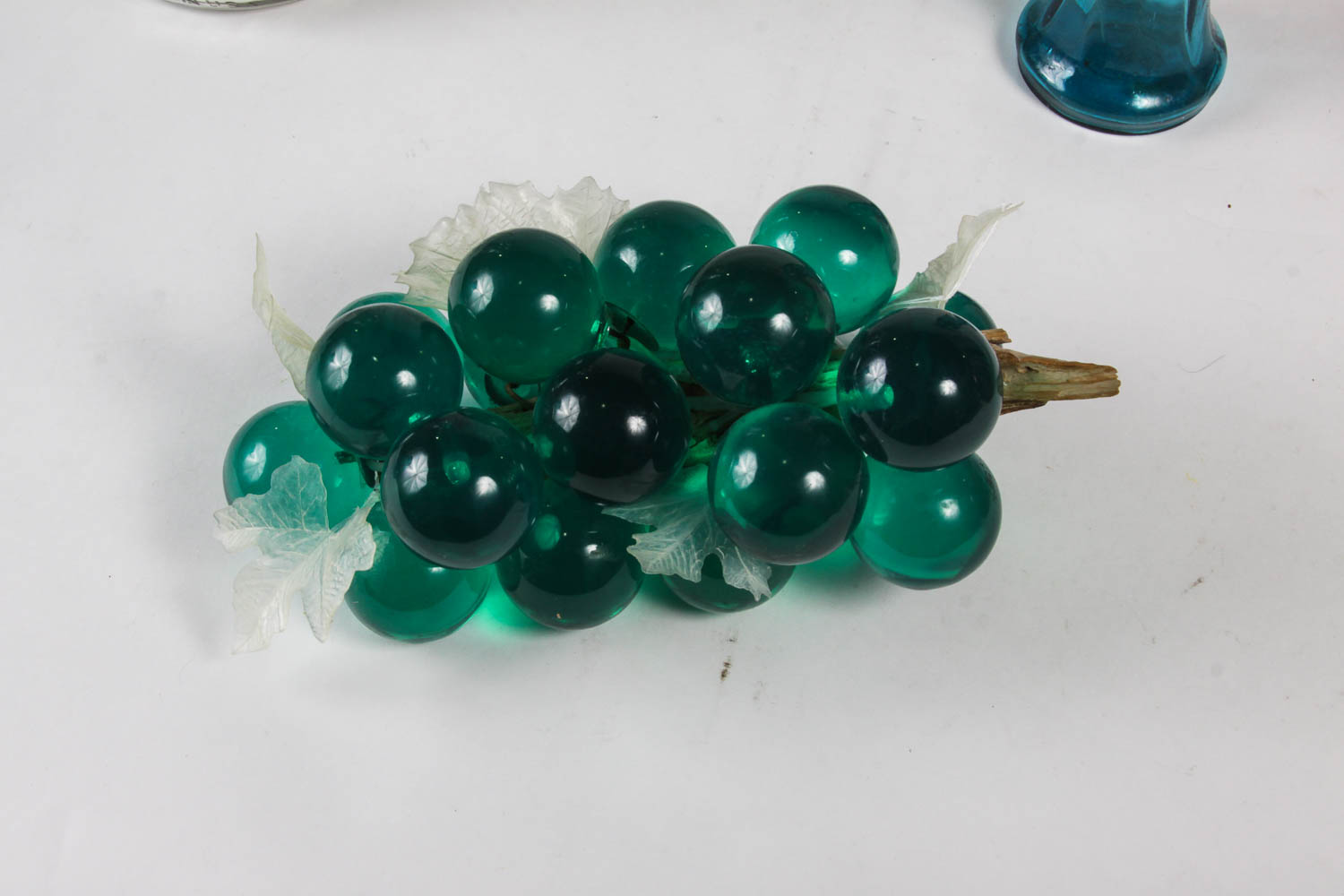 Assortment of Glass Décor Pieces