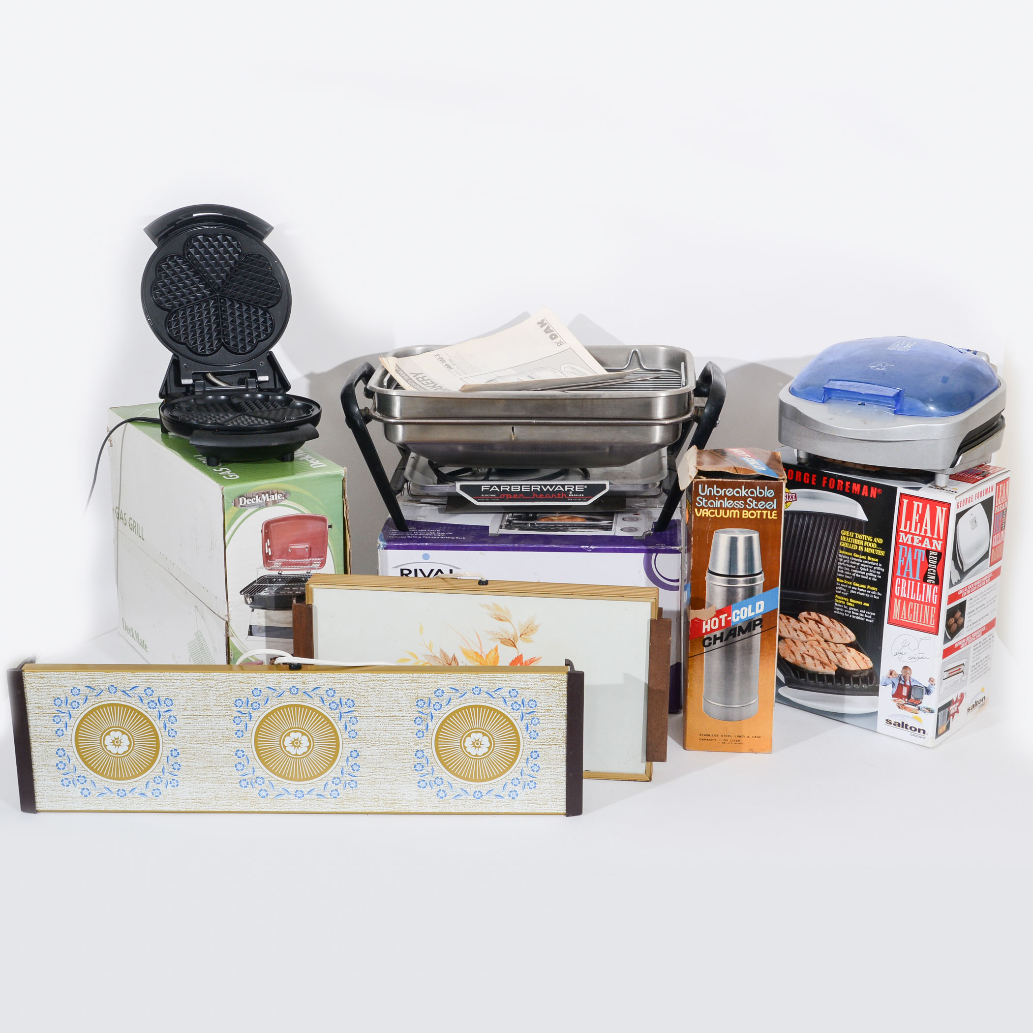 DAK Auto Bakery, George Foreman Grills, Deckmate Gas Grill, and other Kitchen Appliances