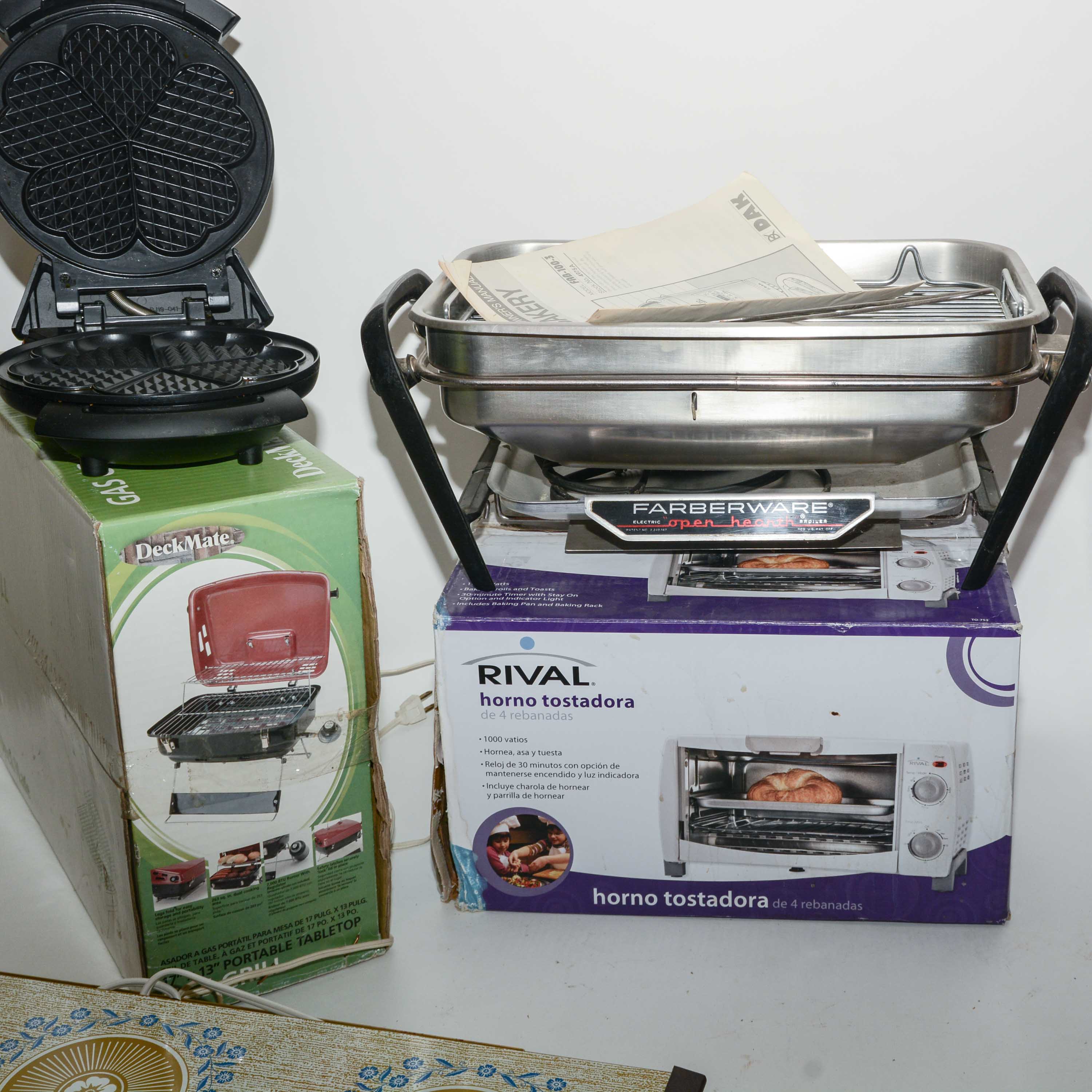 DAK Auto Bakery, George Foreman Grills, Deckmate Gas Grill, and other Kitchen Appliances