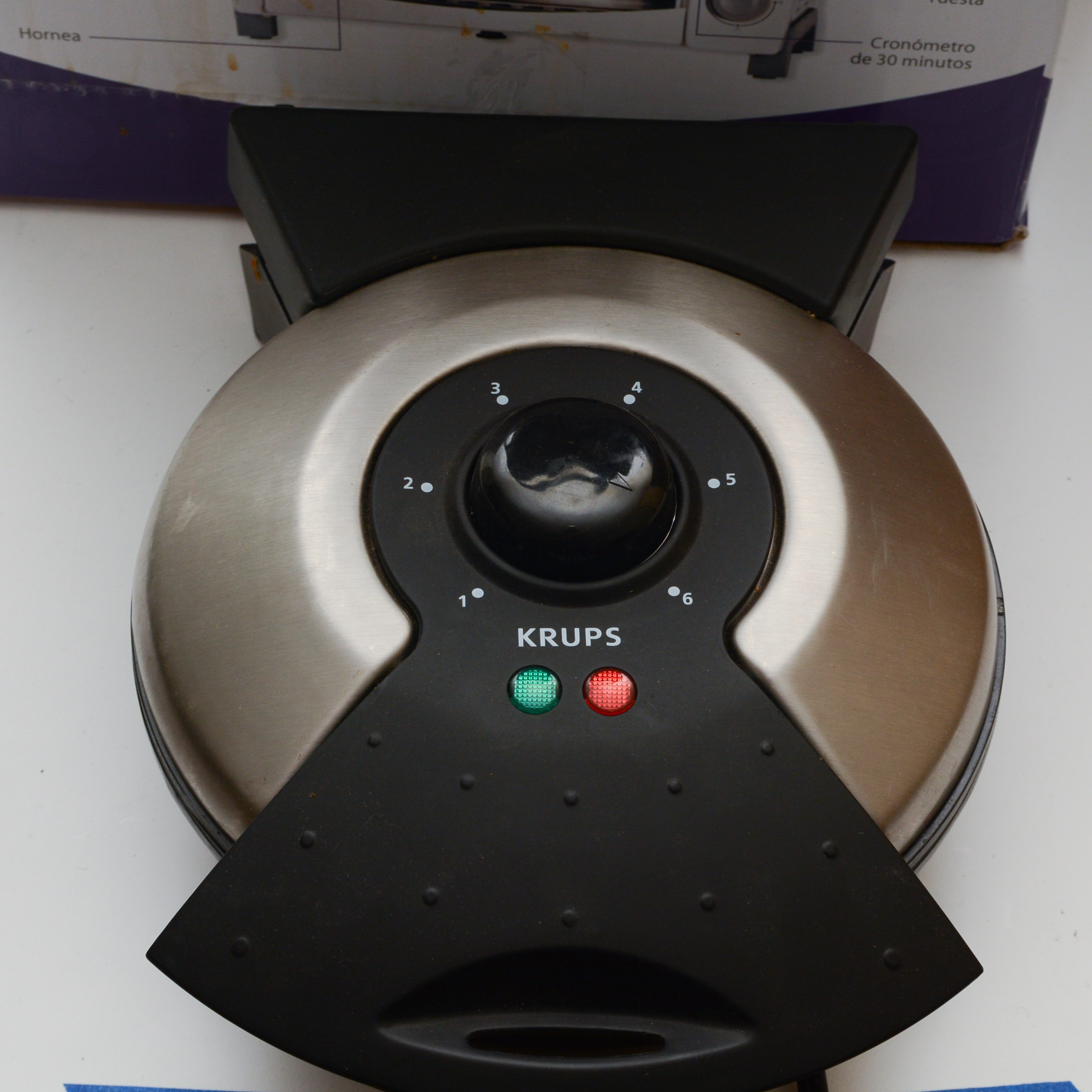 DAK Auto Bakery, George Foreman Grills, Deckmate Gas Grill, and other Kitchen Appliances