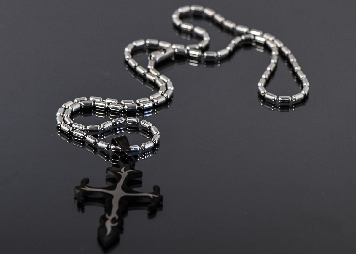 Stainless Steel Jagged Cross Necklace