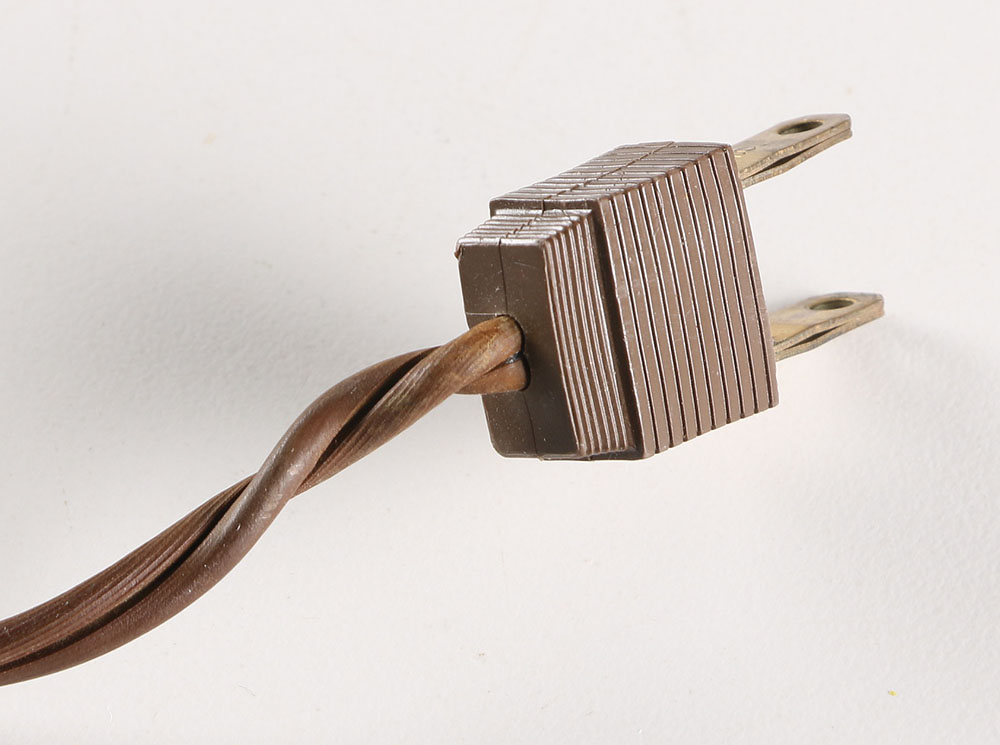 Vintage Brass-Toned Table Lamp