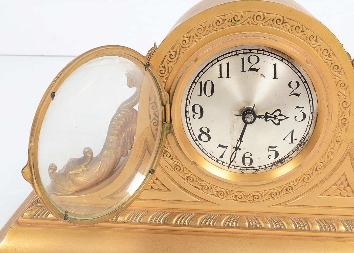 Cast Metal Gold Tone Mantel Clock