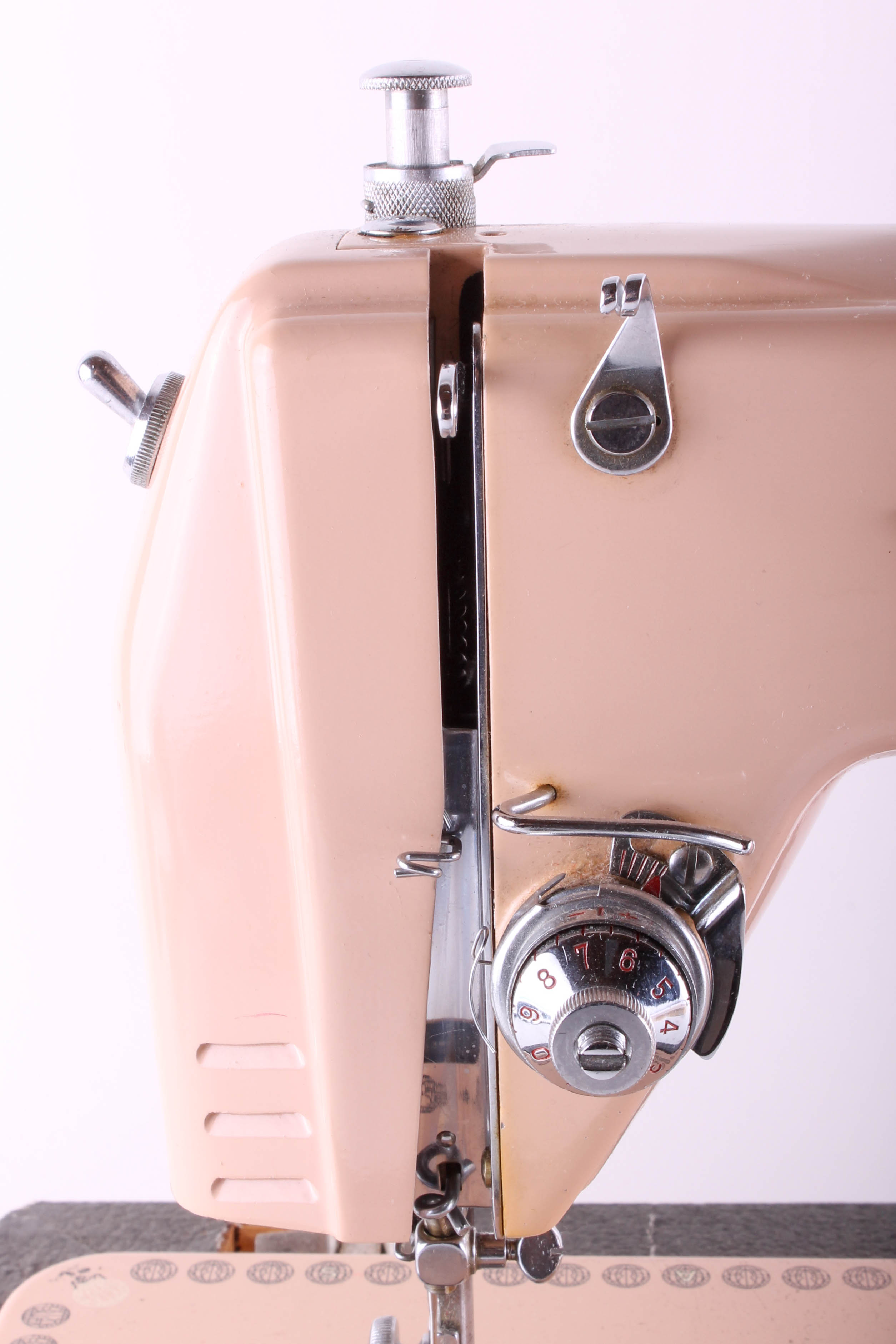 1950s Rose Toned Atlas Deluxe Electric Sewing Machine