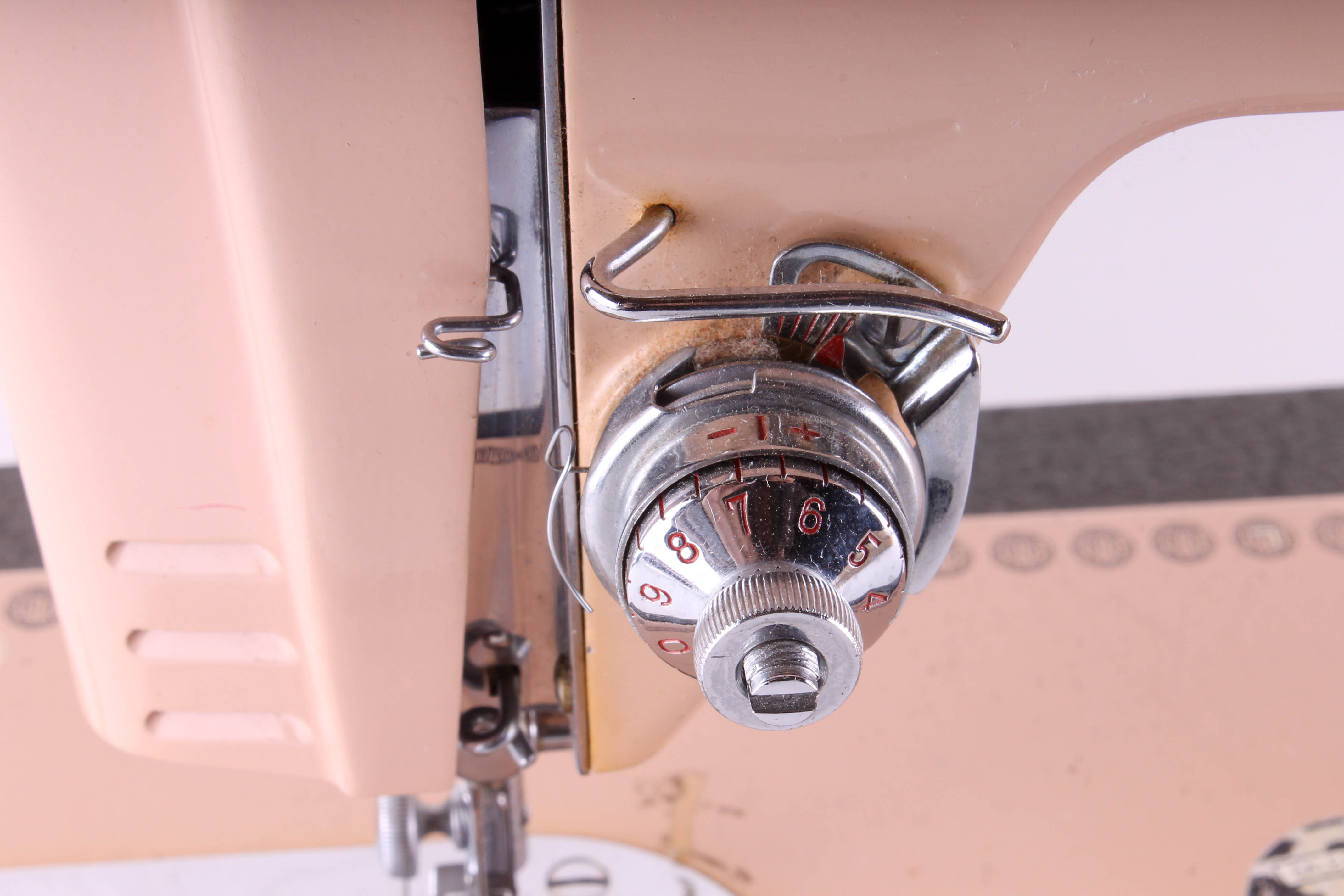 1950s Rose Toned Atlas Deluxe Electric Sewing Machine