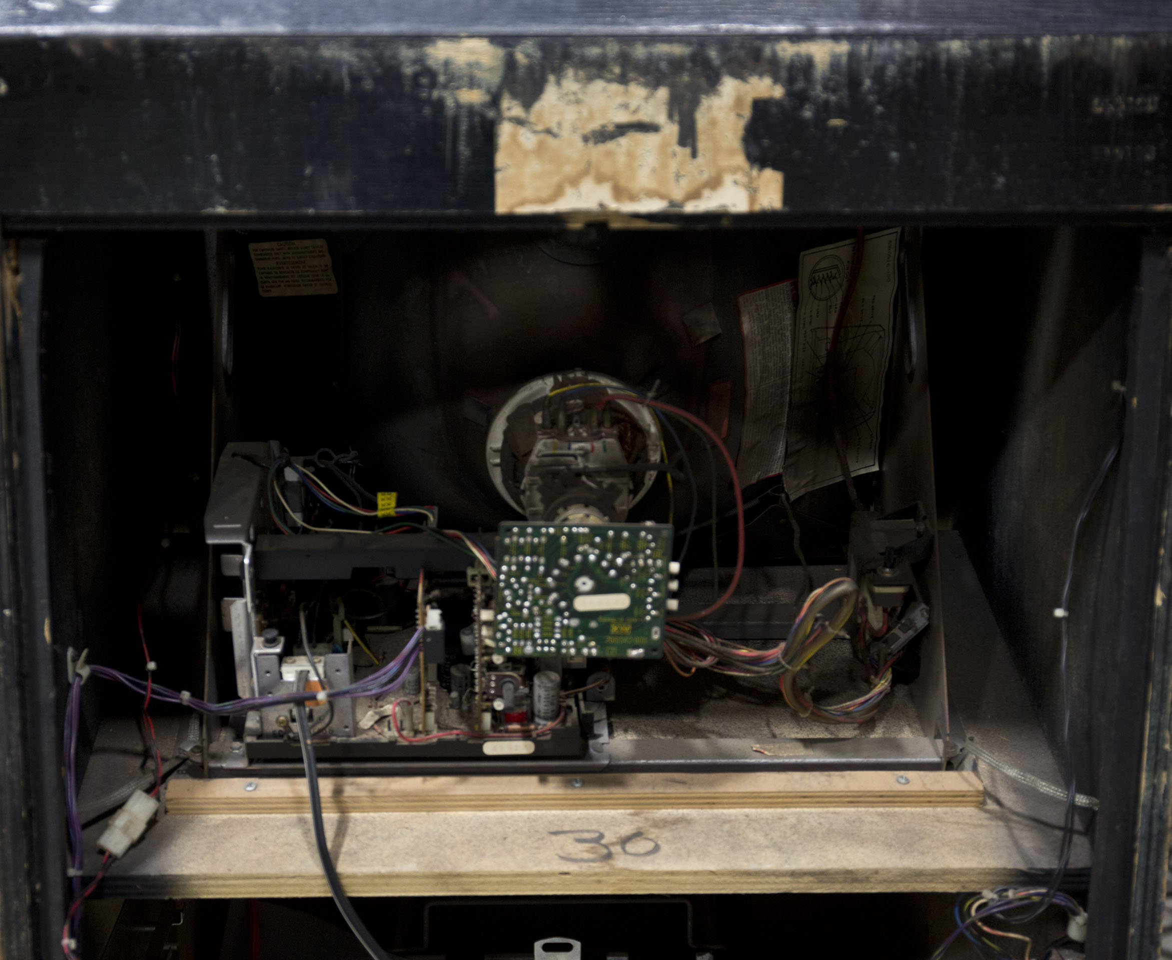 1980s "Defender" Arcade Game Console