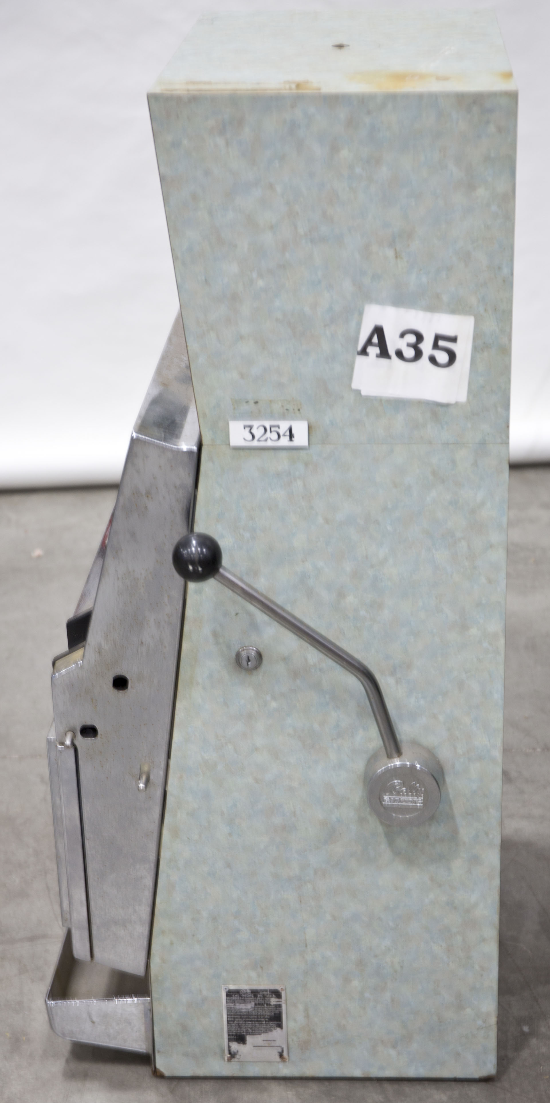 "777 Blazing Seven Times Pay" Slot Machine