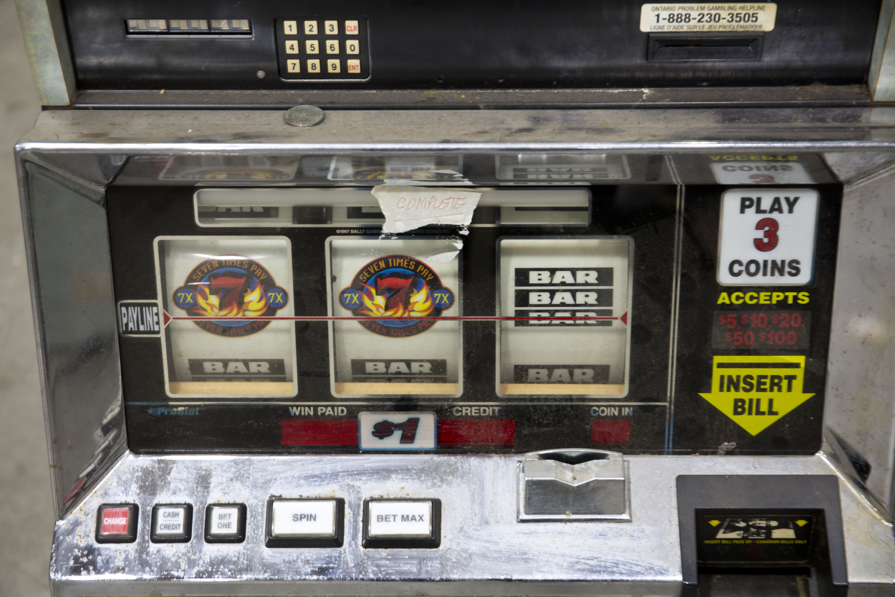 "777 Blazing Seven Times Pay" Slot Machine