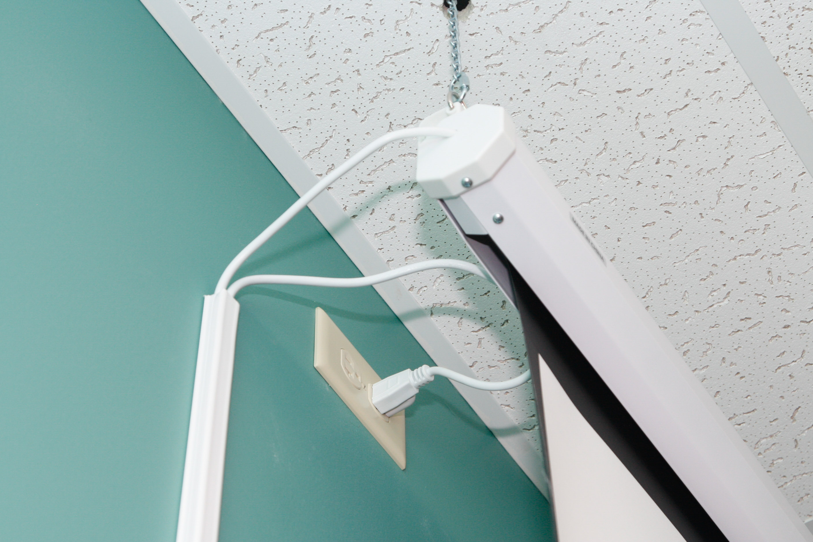 Electric Projection Screen