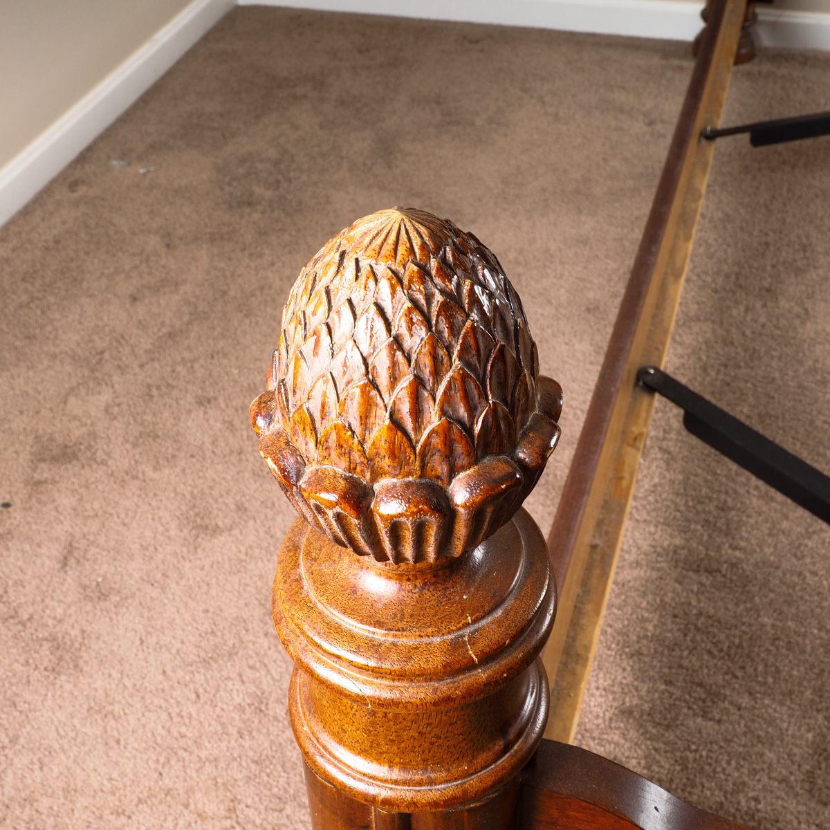 Chris Madden Collection Adjustable Full or Queen Bed