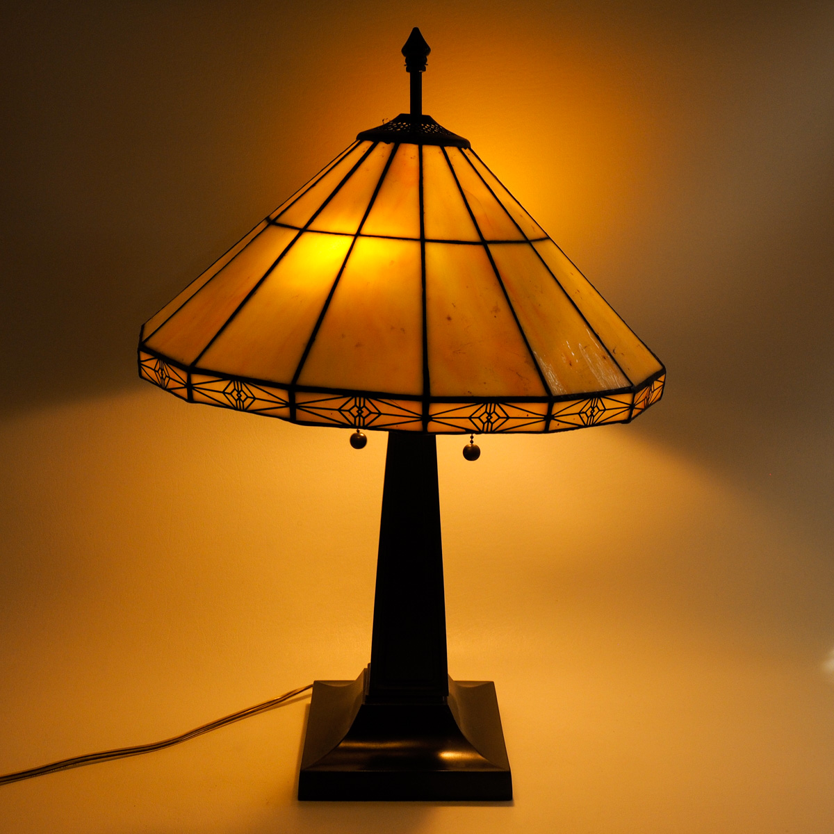 Tiffany Style Table Lamp with White Shade and Metal Base