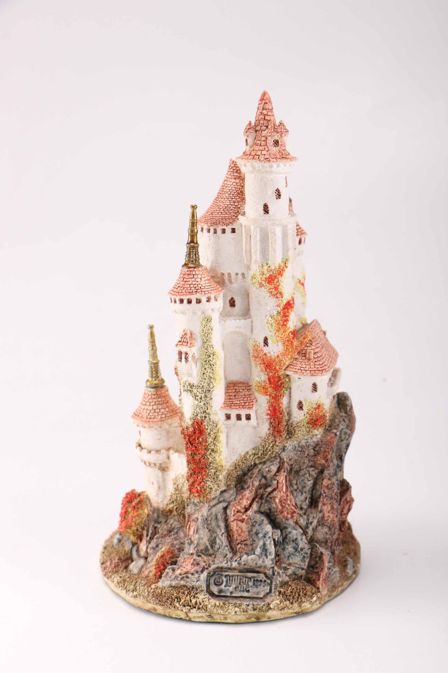1986 Lilliput Lane "The Castle of the Sleeping Princess" Figurines
